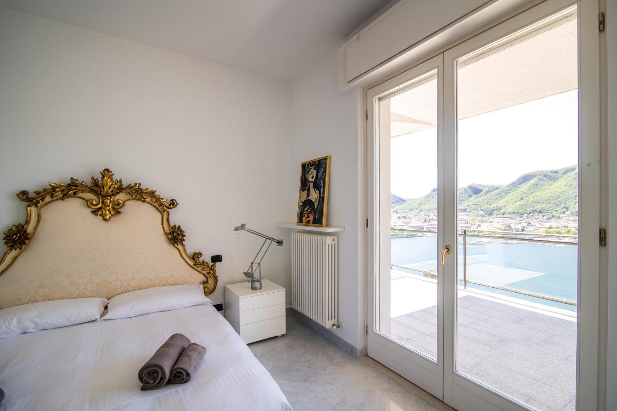 Heavenly Views On - Terrace & Hot Tub Apartment *