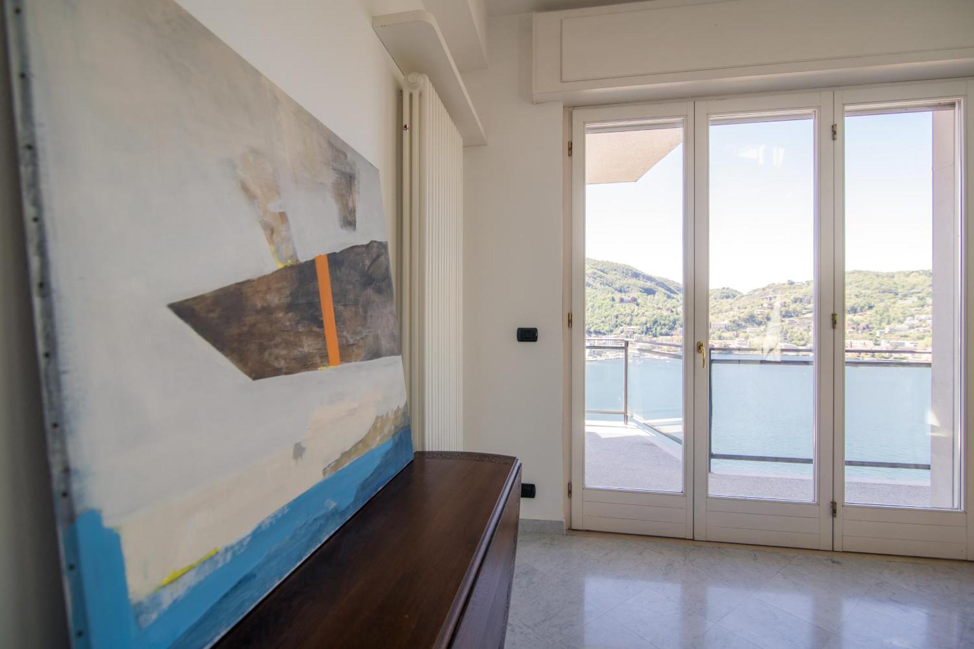 Heavenly Views On - Terrace & Hot Tub Apartment *