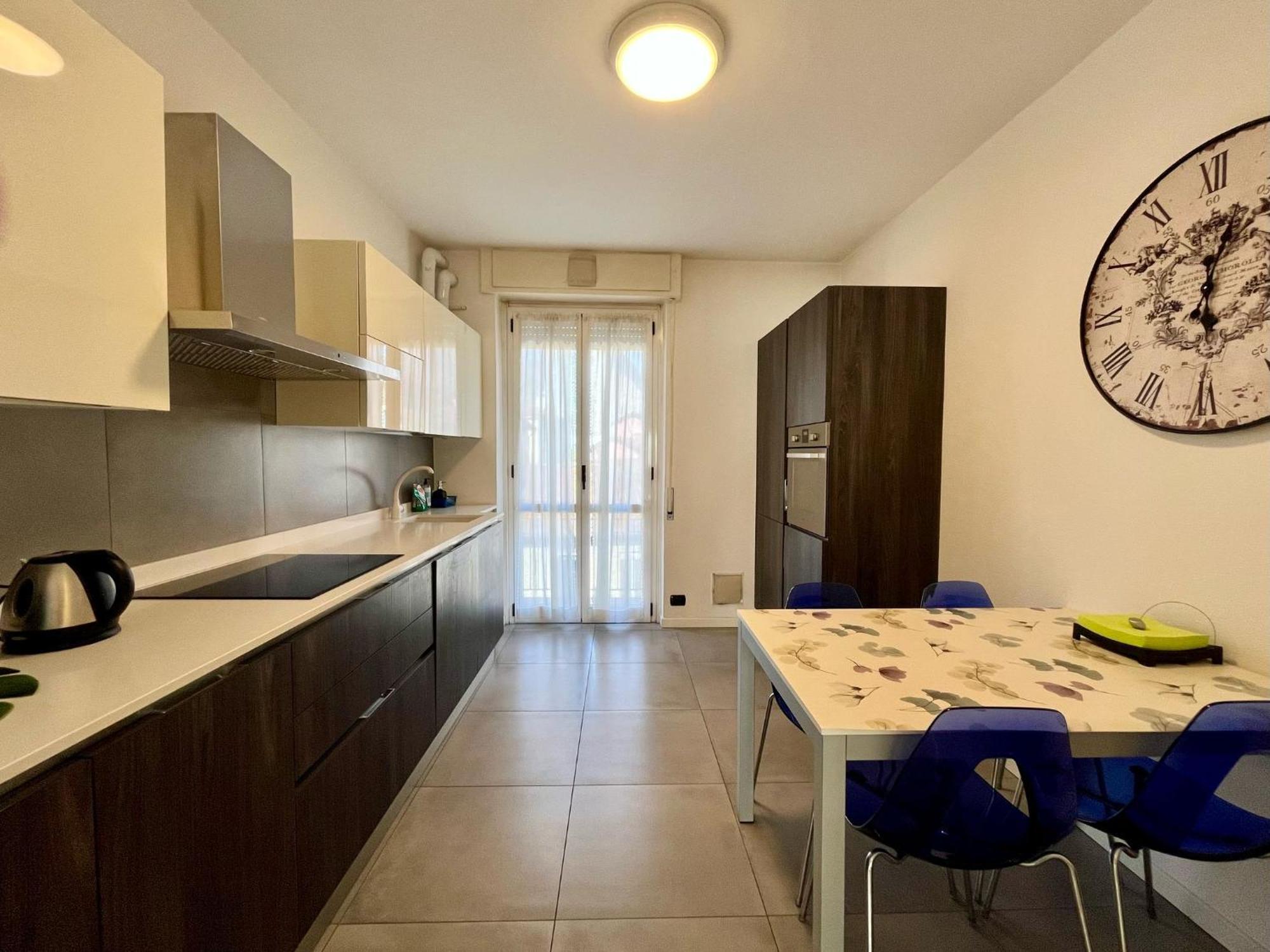 Center * Lecco
