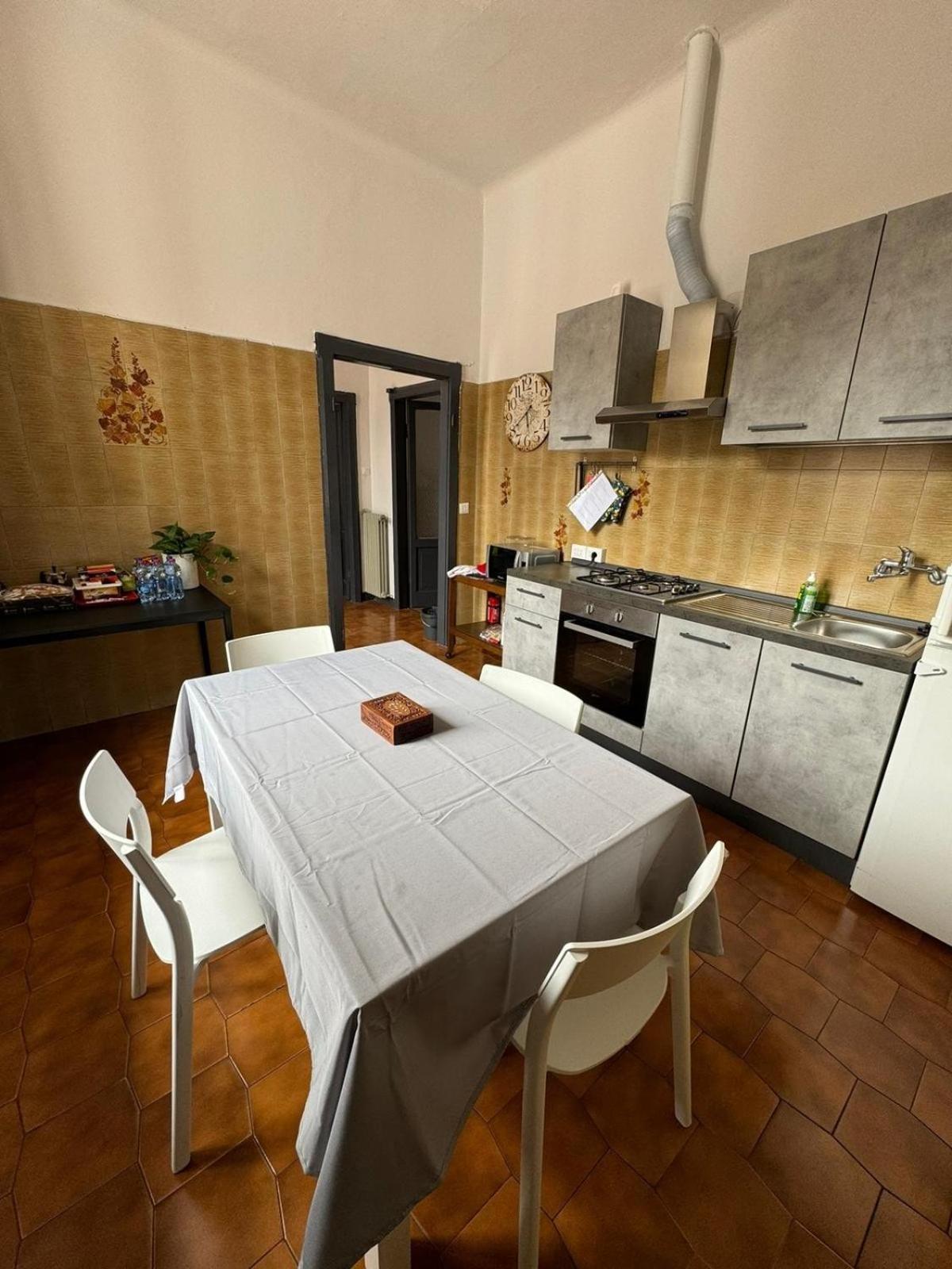 Apartment Near Downtown *