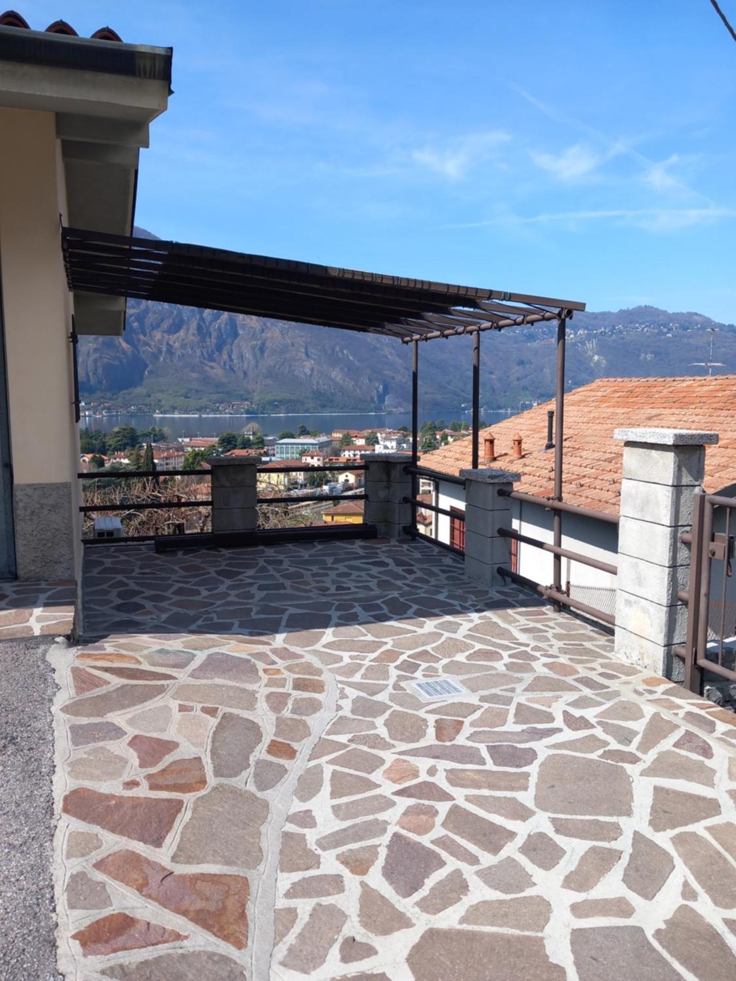 And Guzzi View - Holiday home *