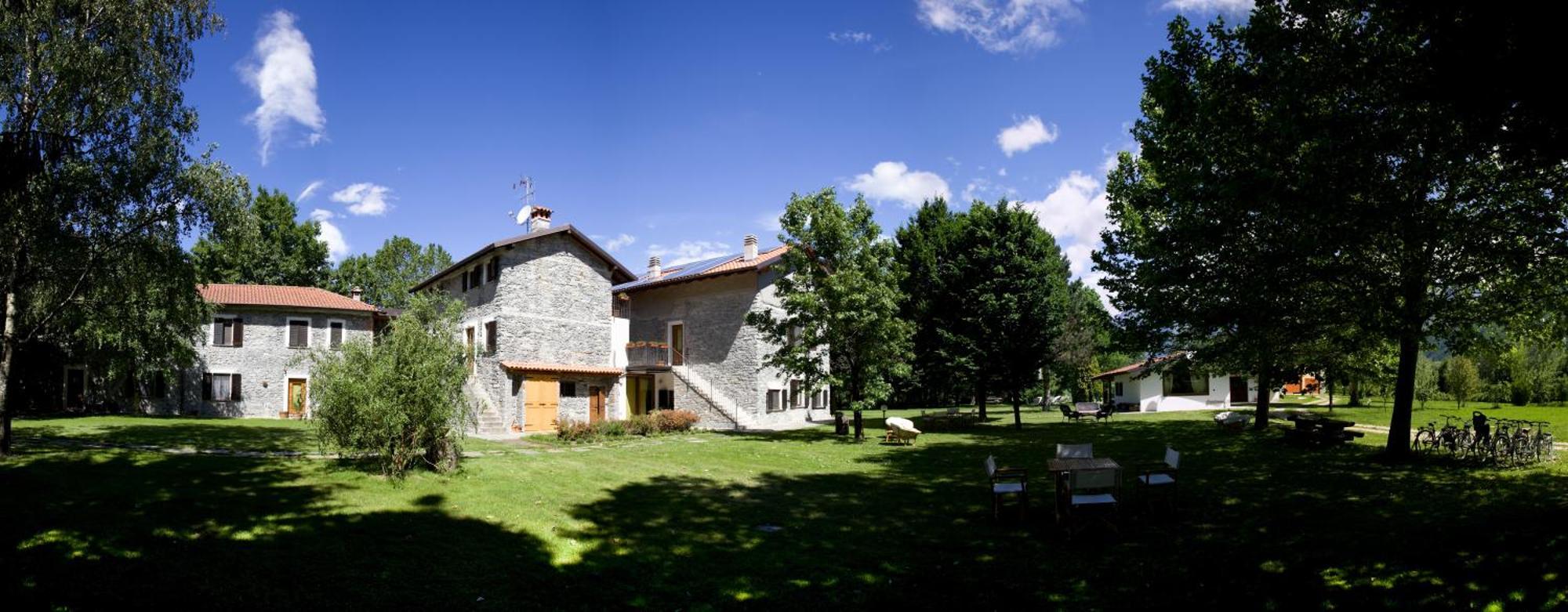 Cascina Borgofrancone Aparthotel