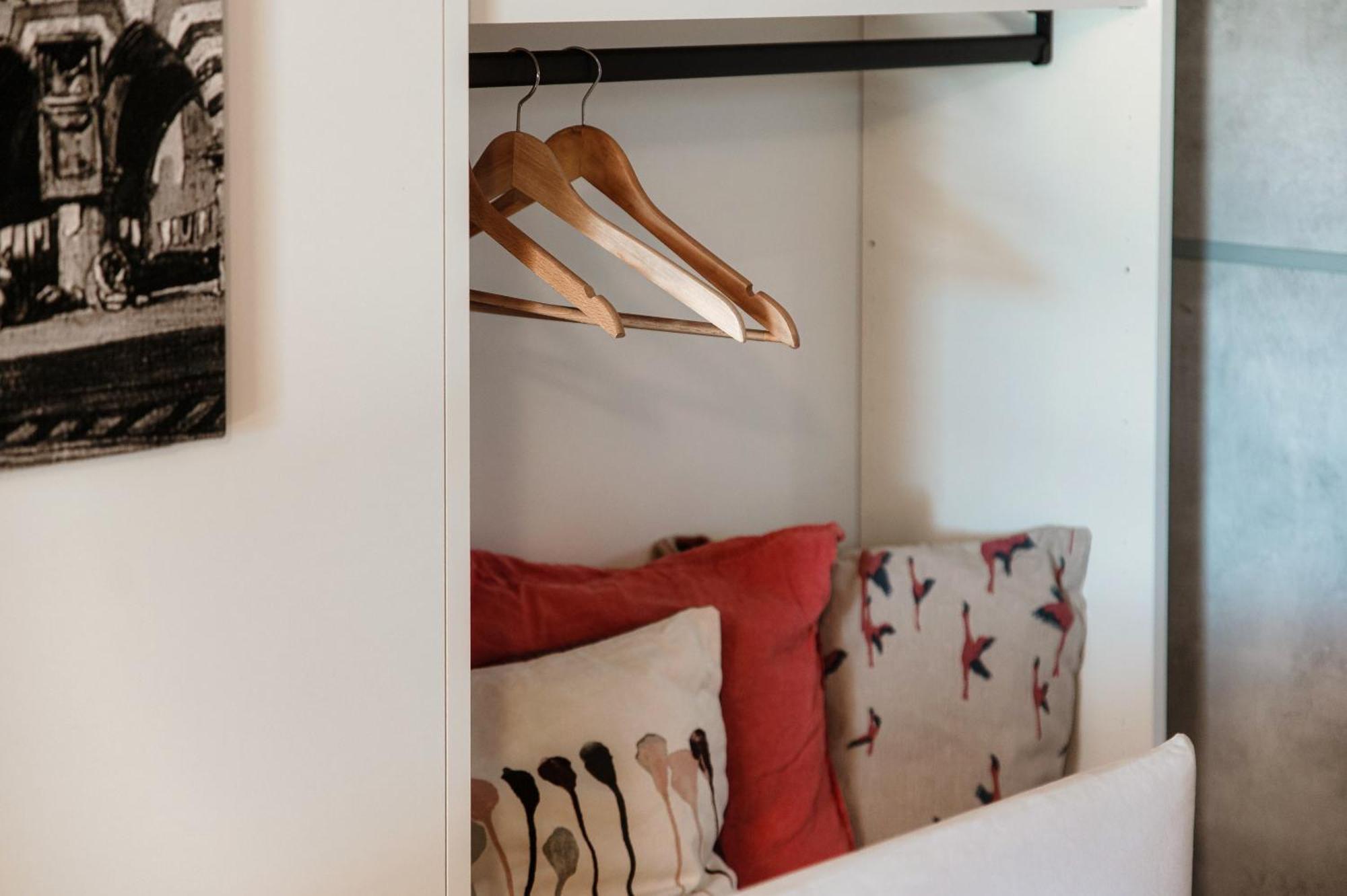 Crotto Polirolo - The House Of Travelers Apartment Cernobbio