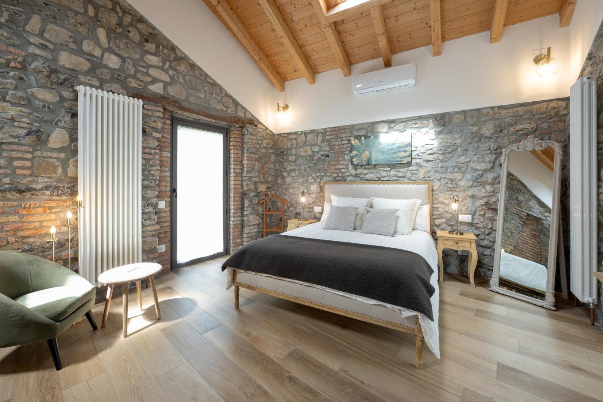 Lora Villa, With View Villa *