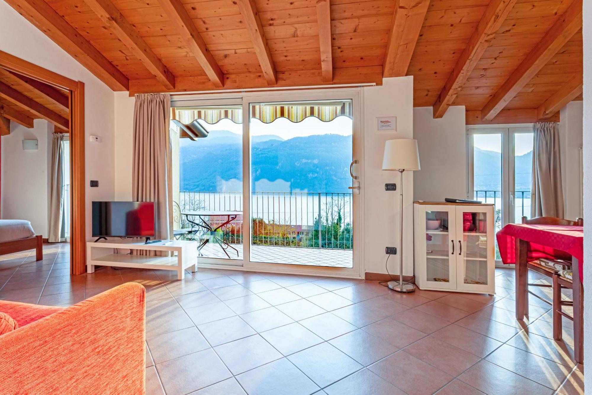 Apartment Mansarda Luce Di