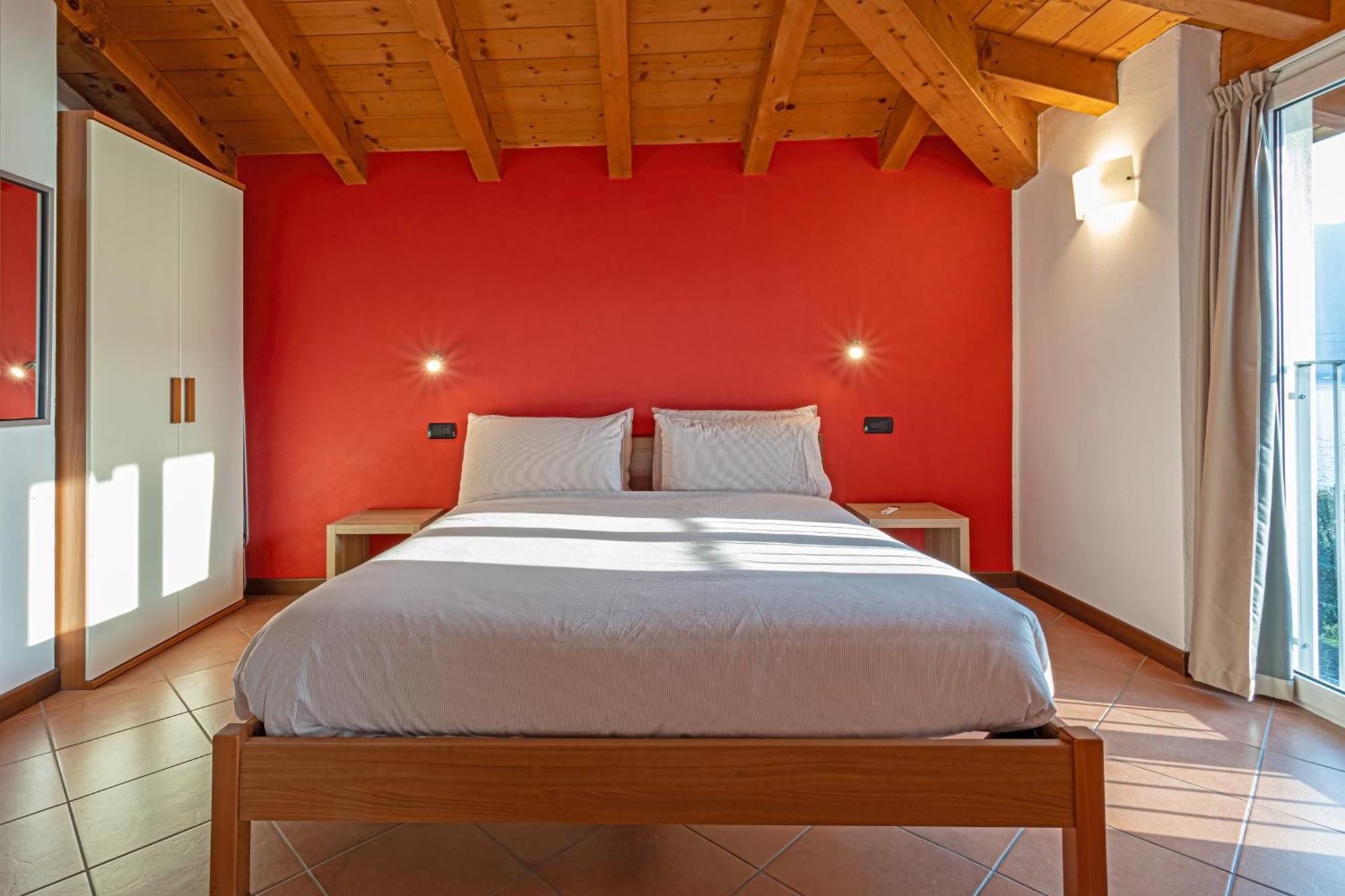 Apartment Mansarda Luce Di
