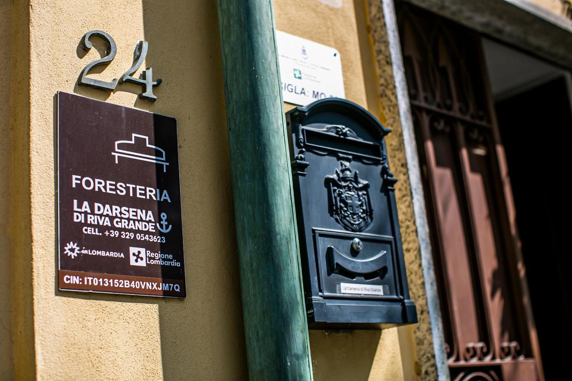 Darsena Di Riva Grande Guest house Moltrasio