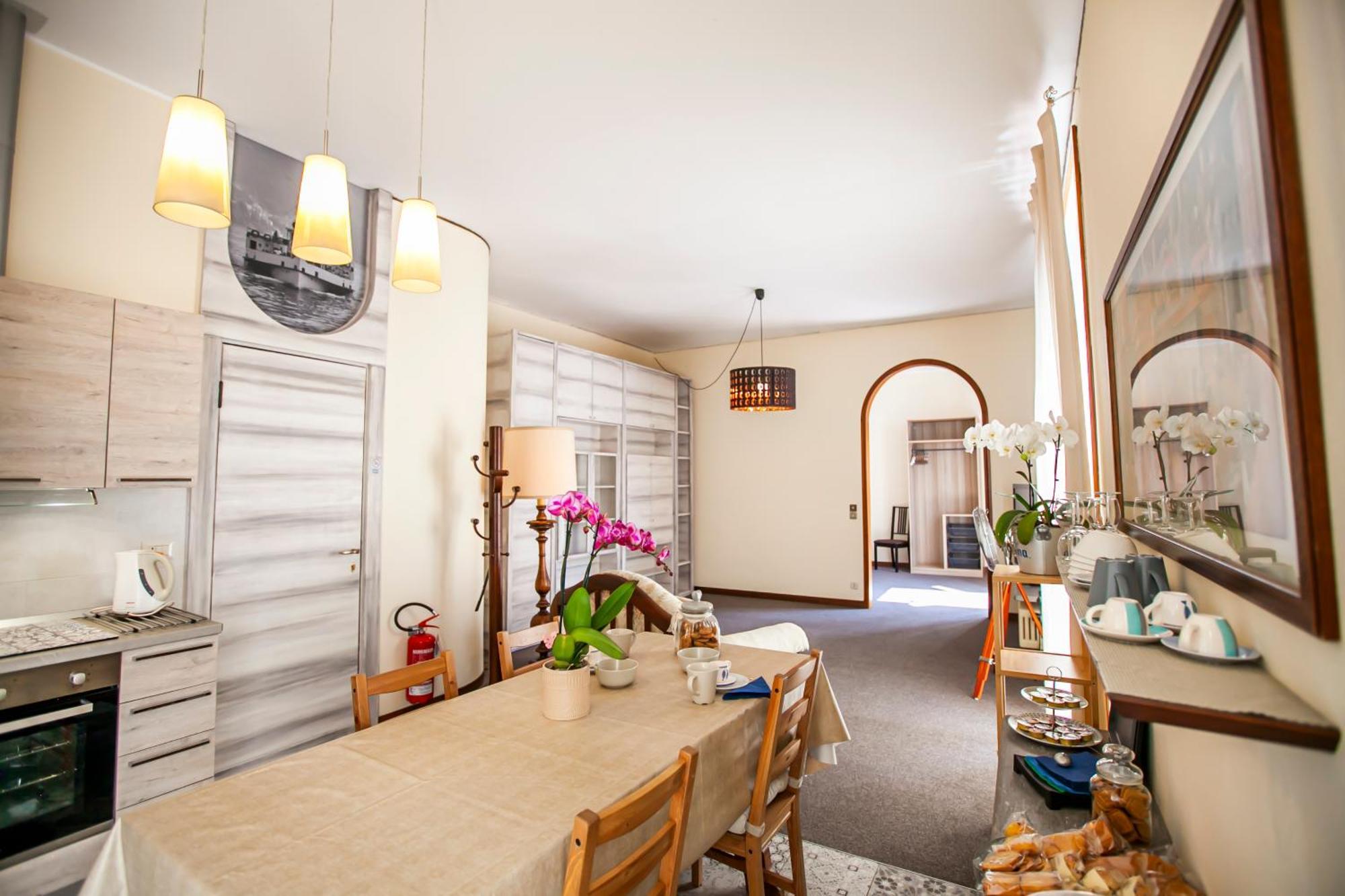 Darsena Di Riva Grande Guest house Moltrasio
