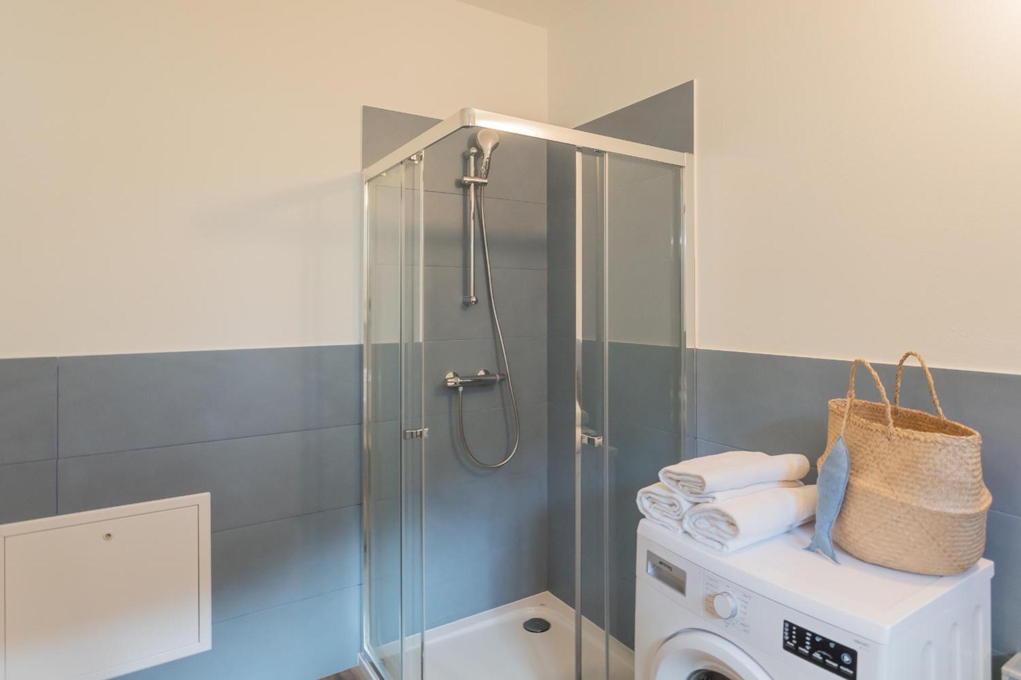 Misultin House & Swimming Pool, Luxury In By Rent Apartment