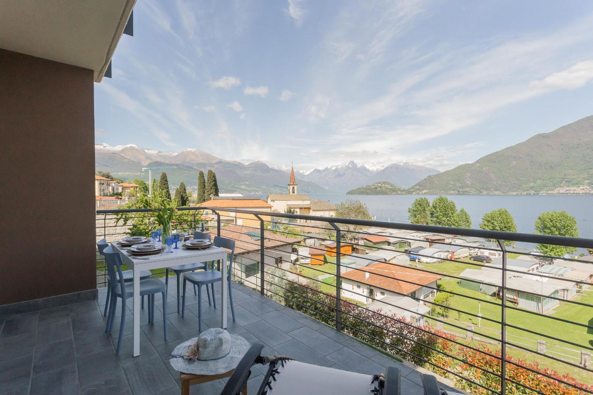 Apartment Misultin House & Swimming Pool, Luxury In By Rent Pianello Del Lario