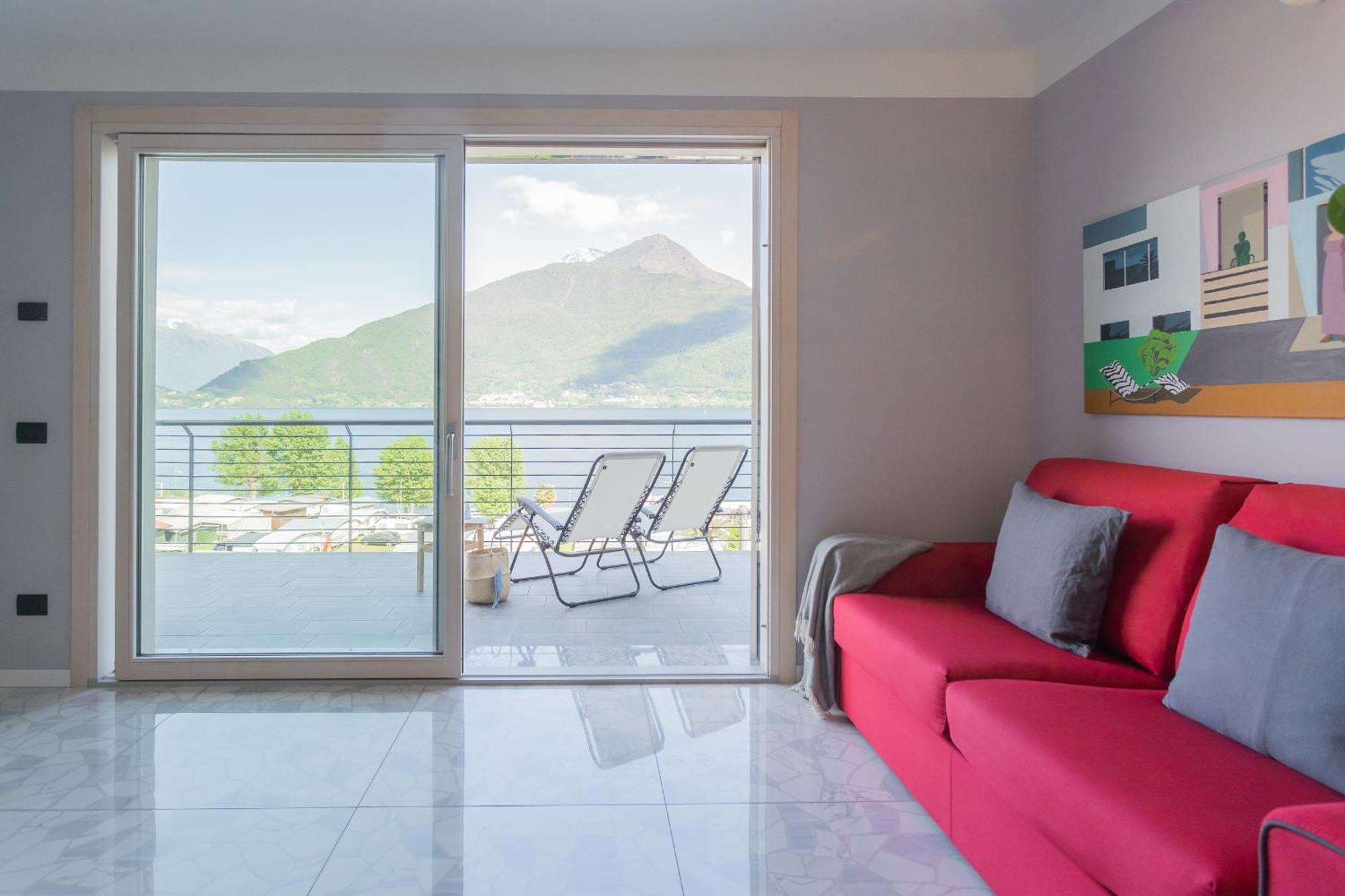 Apartment Misultin House & Swimming Pool, Luxury In By Rent Pianello Del Lario