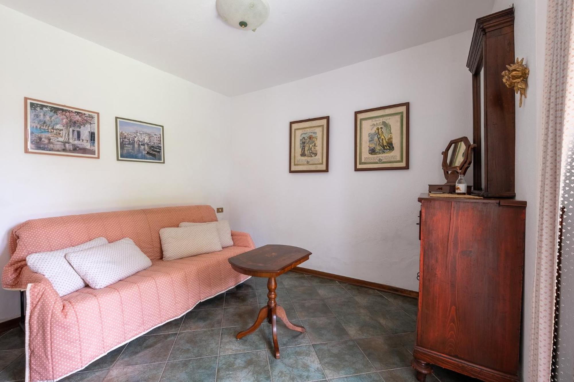 Nonni Villa *