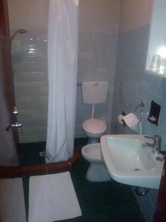Vecchia Hotel *
