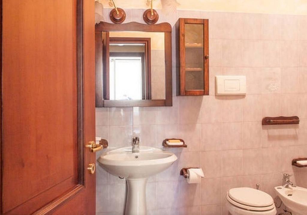 Apartment Il Pontile - Historic Center By Villavistalago Bellano