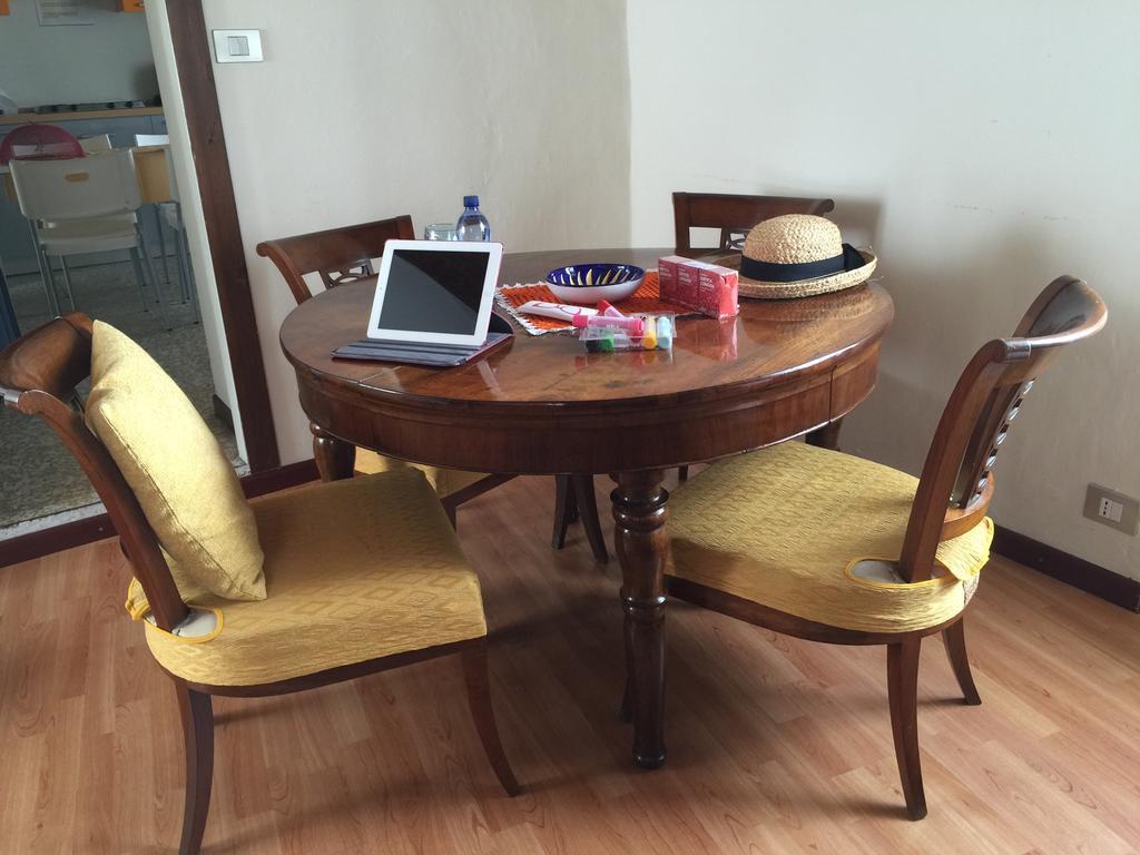 Apartment I Giardini Di Melzi
