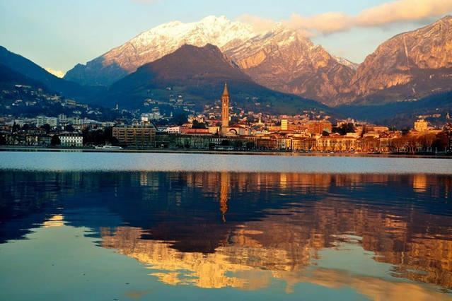 L For * Mandello del Lario