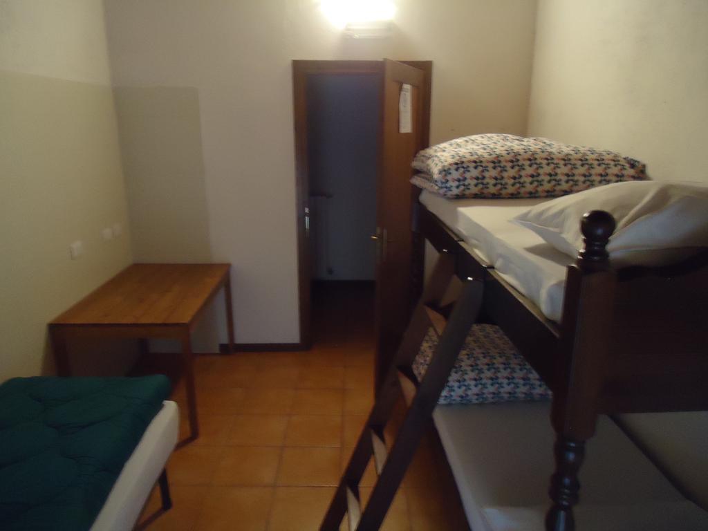 Rifugio Alpetto Di Torno Hostel Sormano