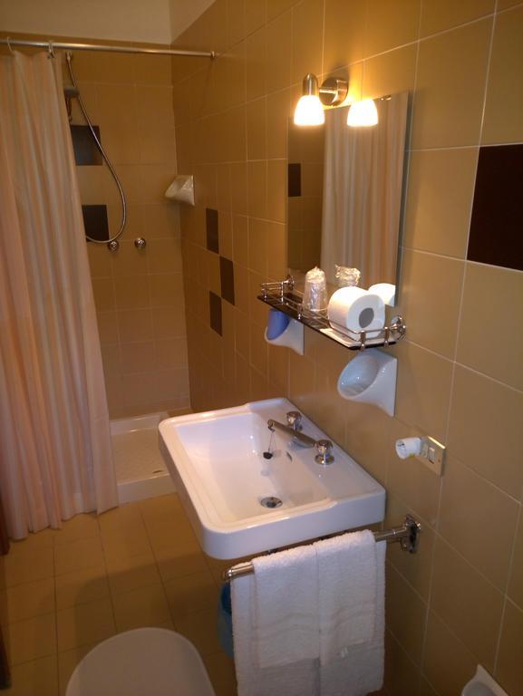 Hotel Rosa Carenno