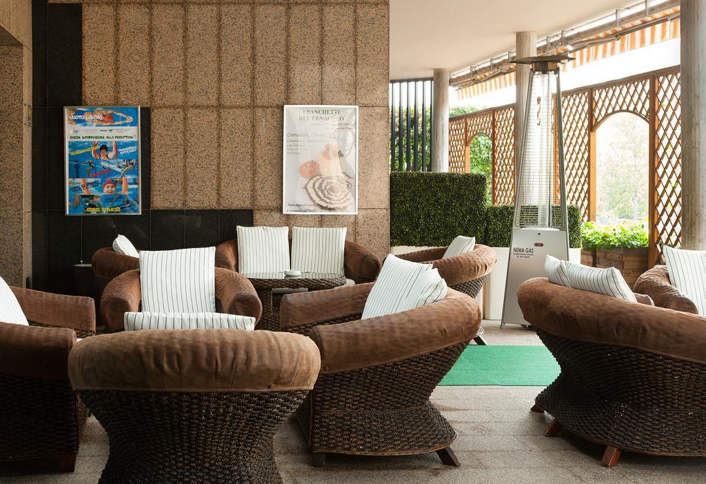 Western Leonardo Da Vinci 4*