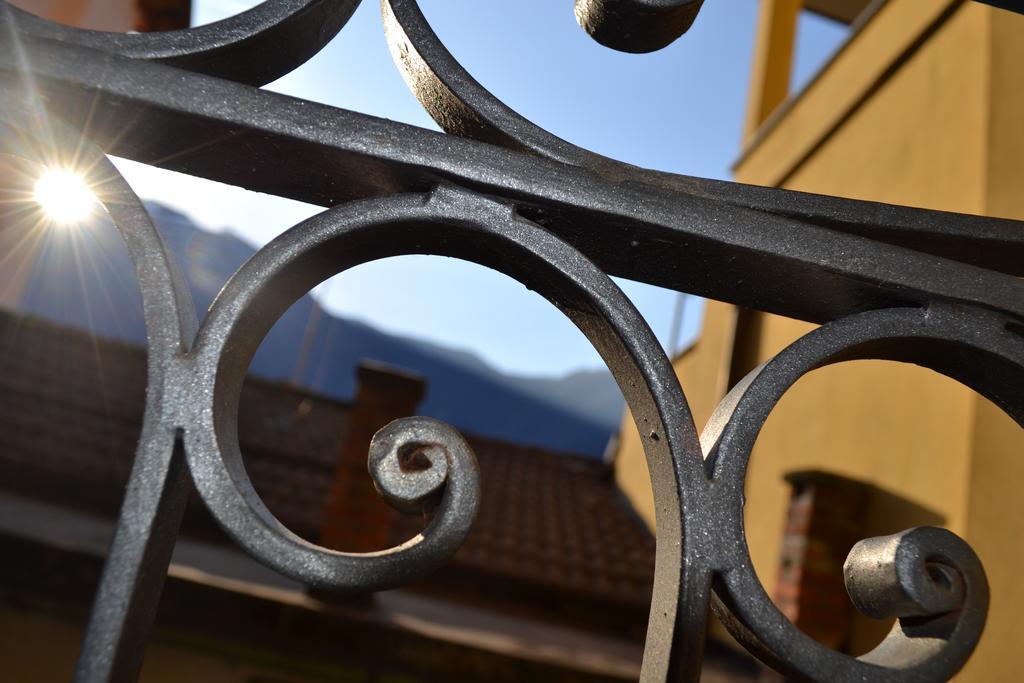 La Cascata Guest house *