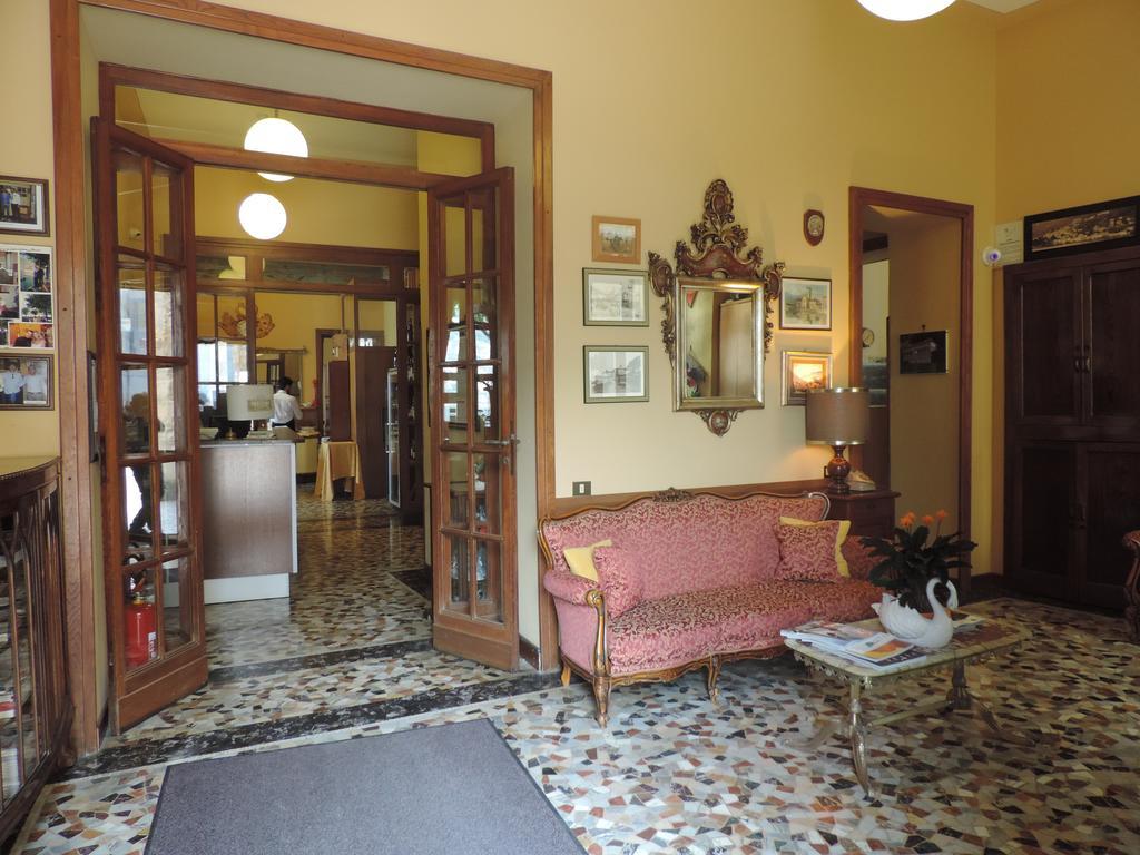 Vapore Hotel