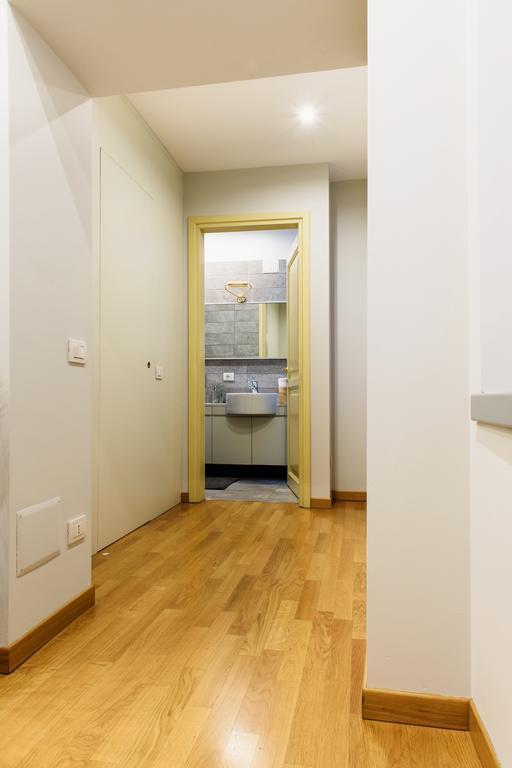 Lora Luxury House, Parking With A Reservation Apartment