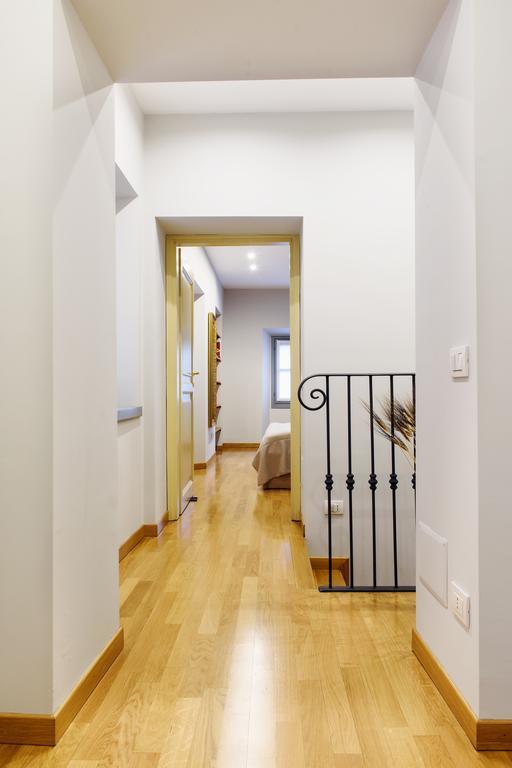 Lora Luxury House, Parking With A Reservation Apartment Como