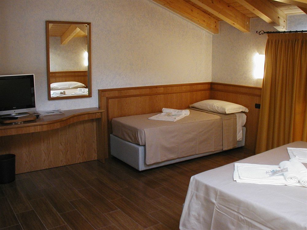 Bed & Breakfast Azzano Holidays Mezzegra