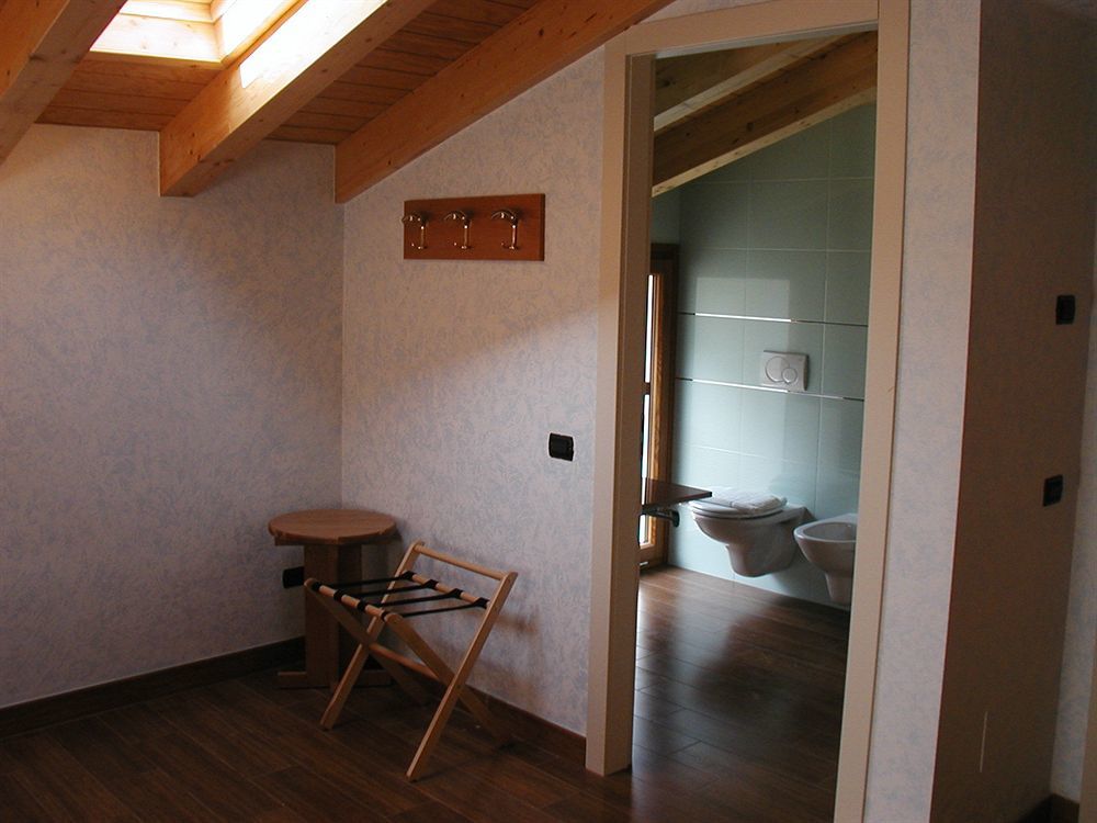 Azzano Holidays 2* Mezzegra