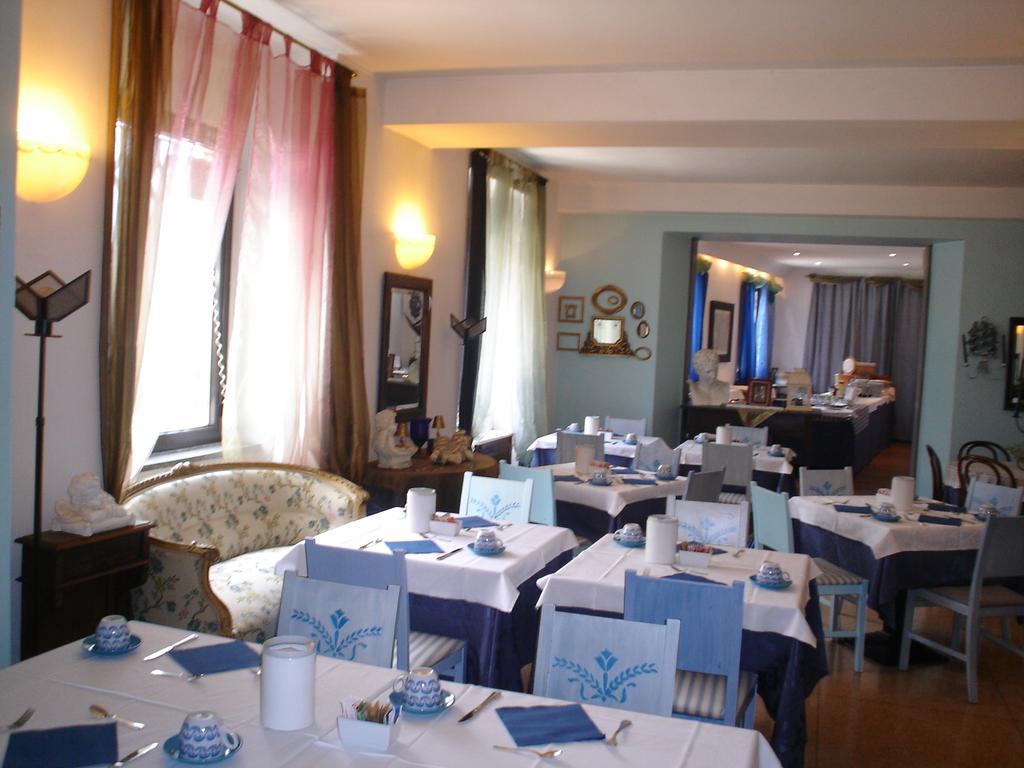 Plinio Hotel 3*