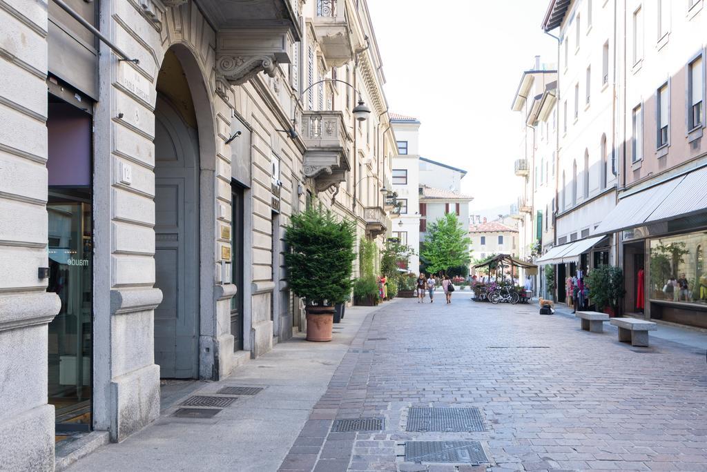Numero Due Piazza Mazzini - Bymyhomeincomo * Como