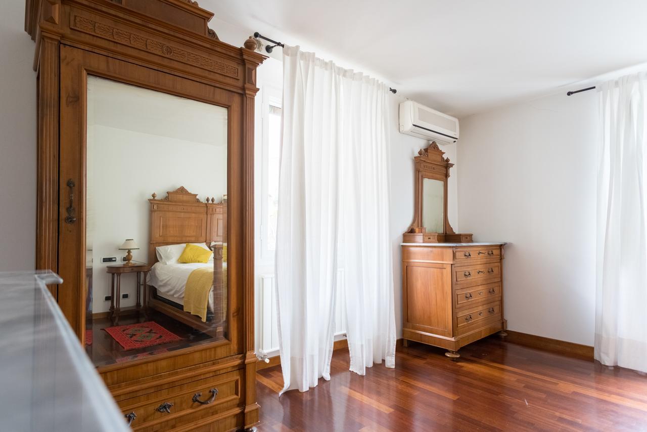 Apartment Una Terrazza Da Sogno By Rent All Como
