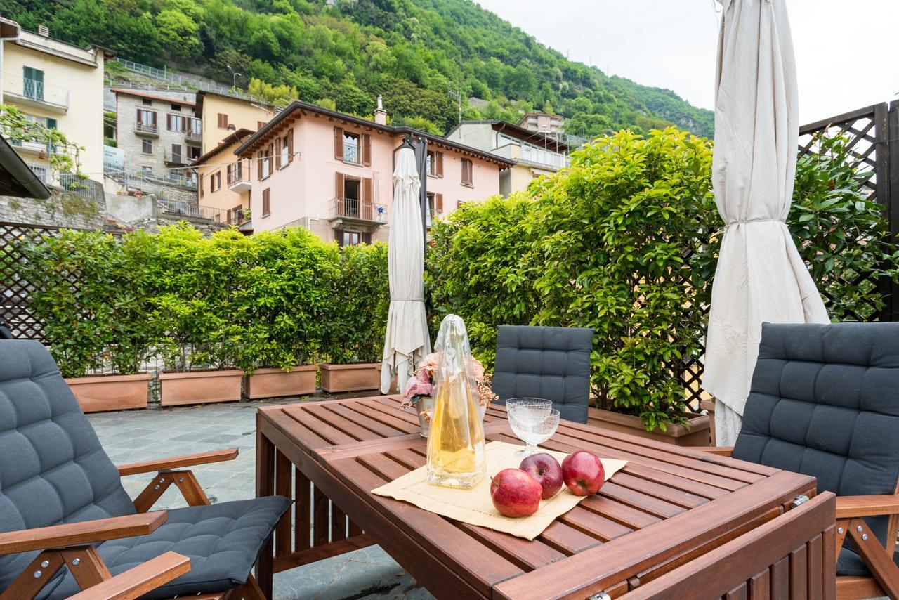 Apartment Una Terrazza Da Sogno By Rent All Como