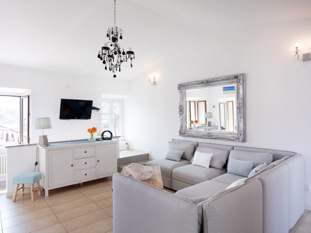 Vecchia Luna With Pool By Italian * Lenno