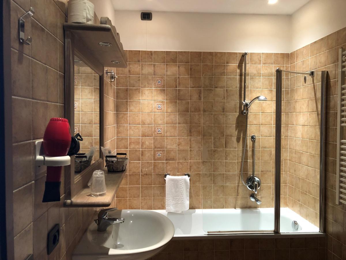 Meridiana Hotel 3*