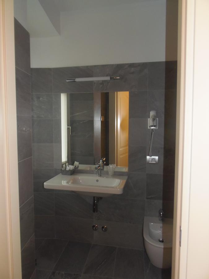 Albergo Dongo