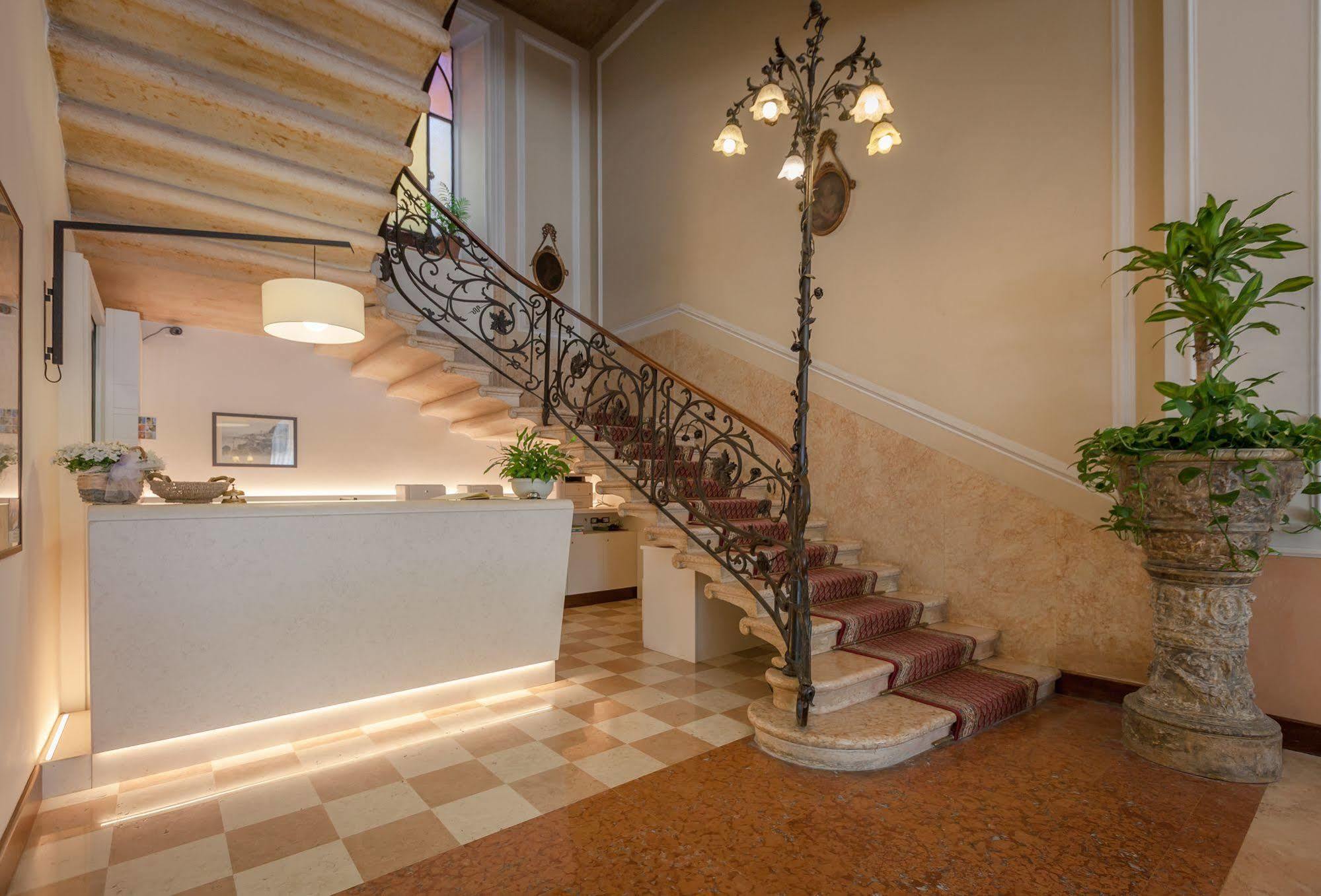Excelsior Splendide Hotel