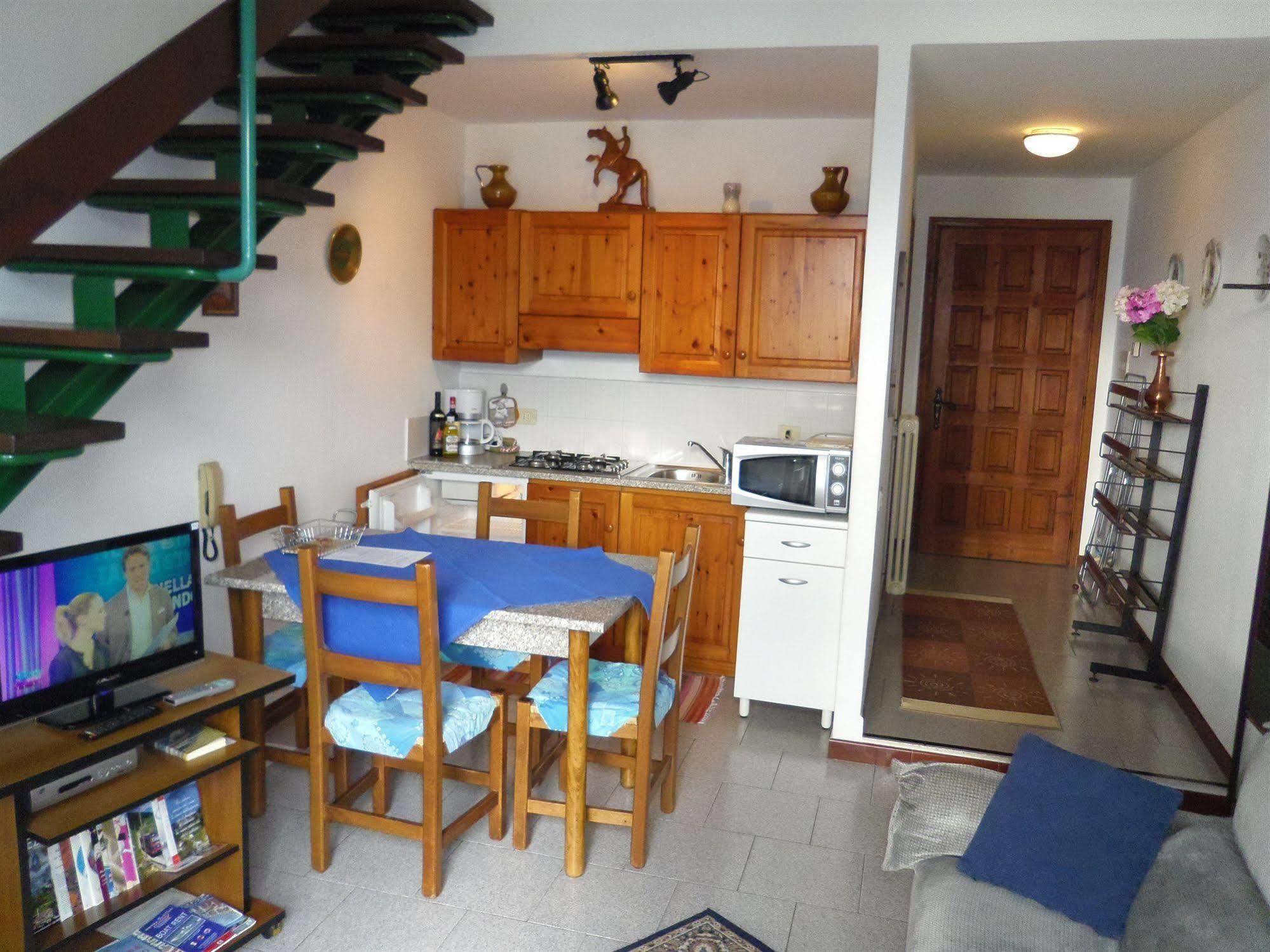Apartment Co.ri.