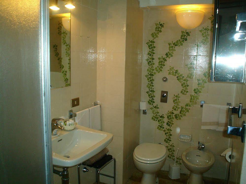 Hotel Plinio 3*
