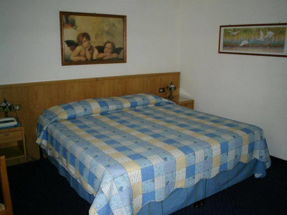 Plinio Hotel 3*