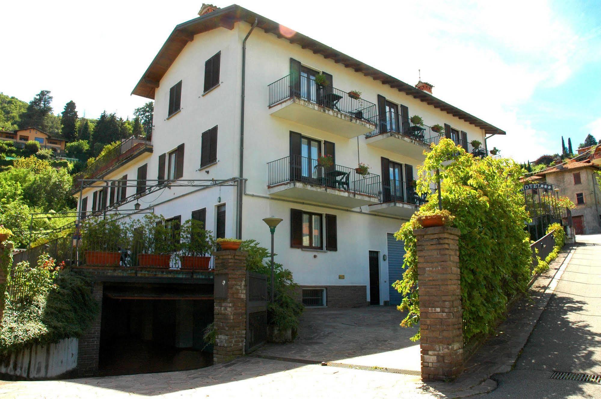 Hotel Sonenga 3*