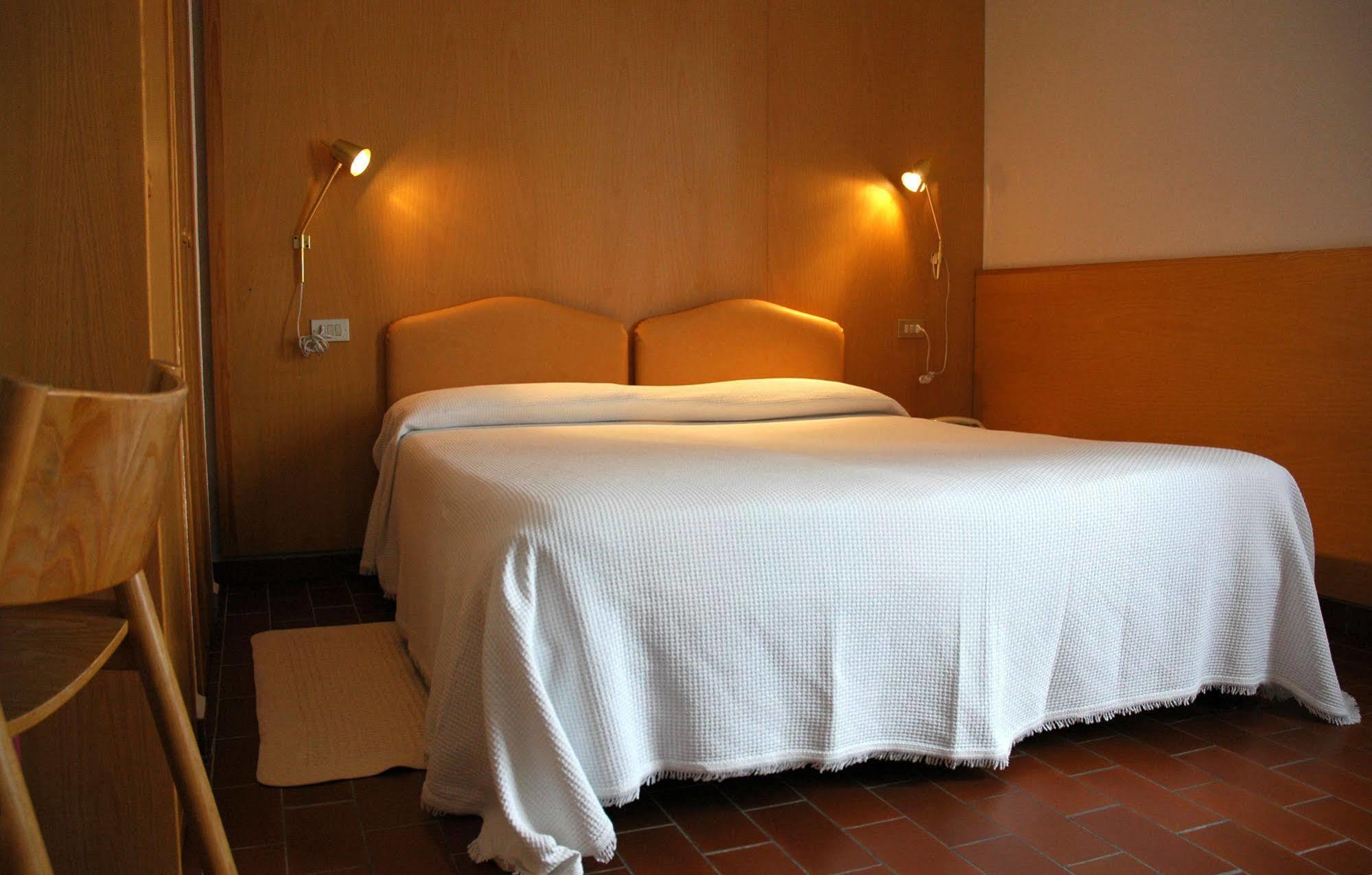 Hotel Sonenga 3*