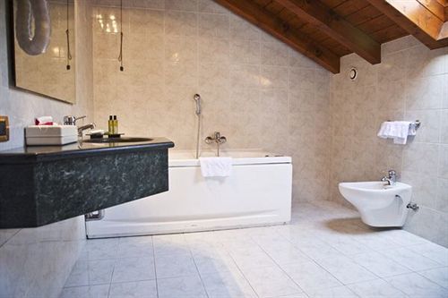 Albergo Lenno Hotel
