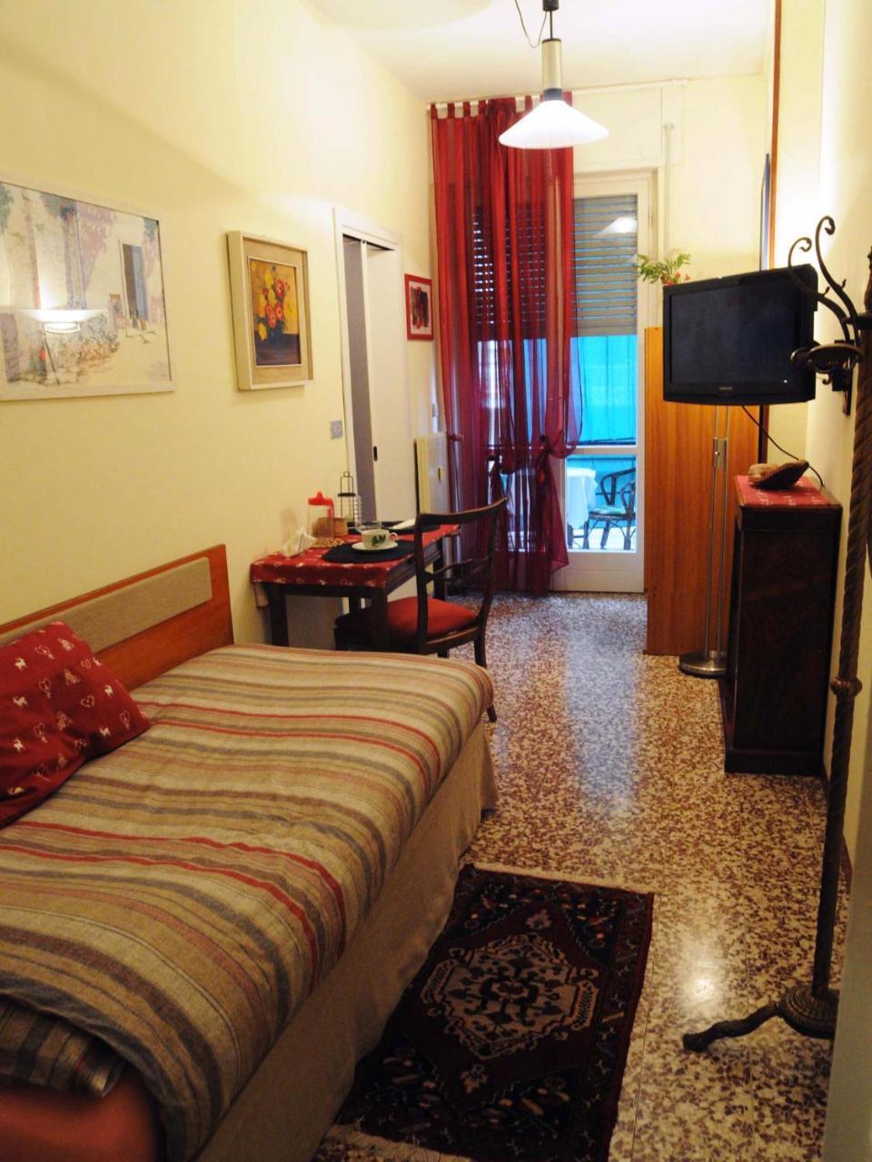 Olmo Bed & Breakfast *