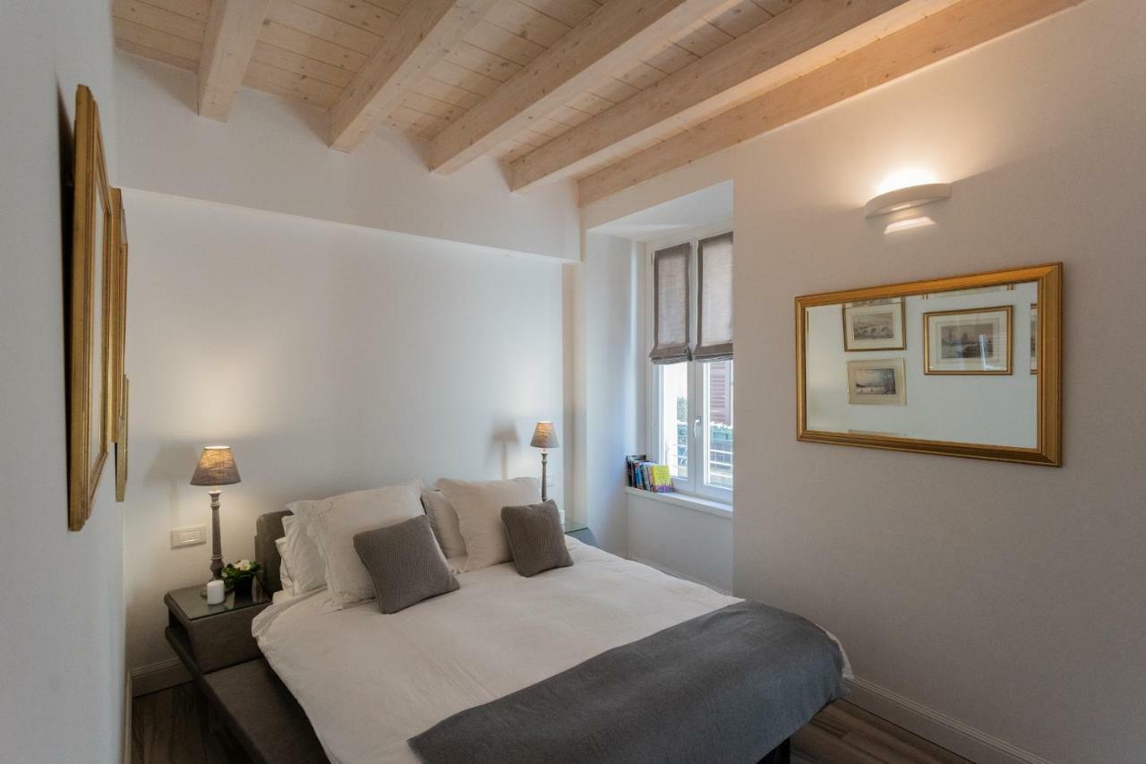 Apartment White With Private Terrace By Rent All