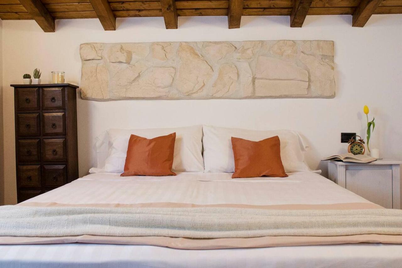 Altido Perfect For Couple, Fantastic View, Terrace And Parking