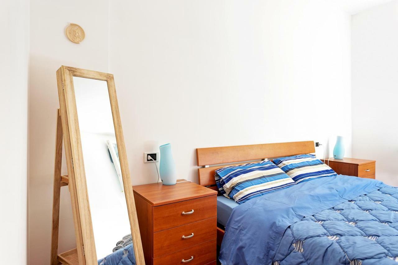 With Garden & Beach Apartment *