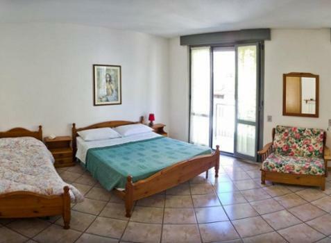 Hotel Valvarrone Di Oceano Snc