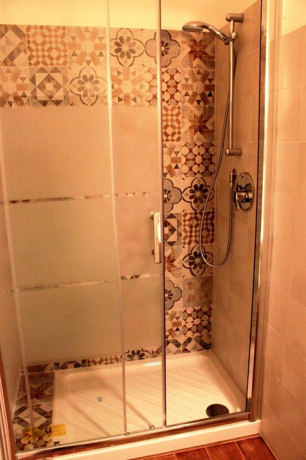 Le Dame Della Cortesella Bed & Breakfast Como