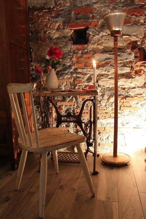 Le Dame Della Cortesella Bed & Breakfast Como